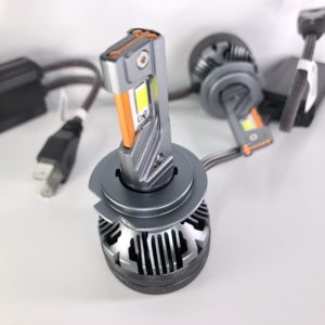 Лампы LED SUPER ЯРКИЕ H7 Q8 70W 6000K 3-вакуумых трубки + датчикT у светодиода